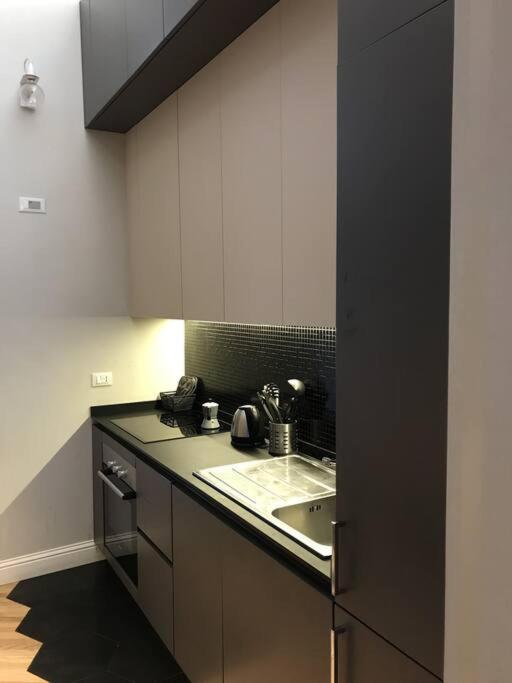 Dezza Loft Apartment Milan Bagian luar foto