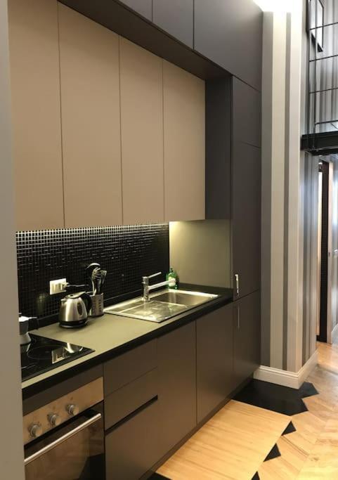 Dezza Loft Apartment Milan Bagian luar foto