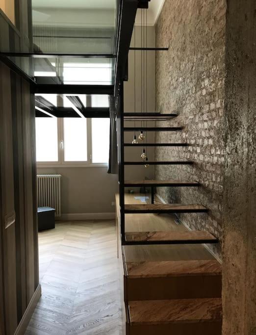 Dezza Loft Apartment Milan Bagian luar foto